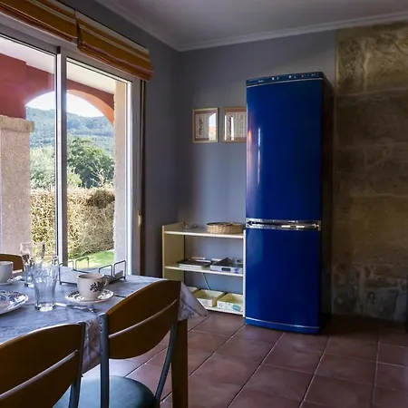 En Canido بيت للعطل